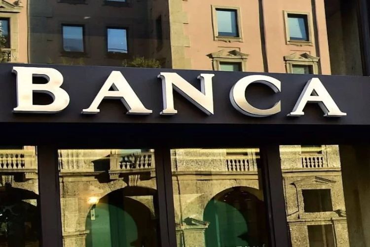 Banca addio - riccio - risorgimentonocerino.it