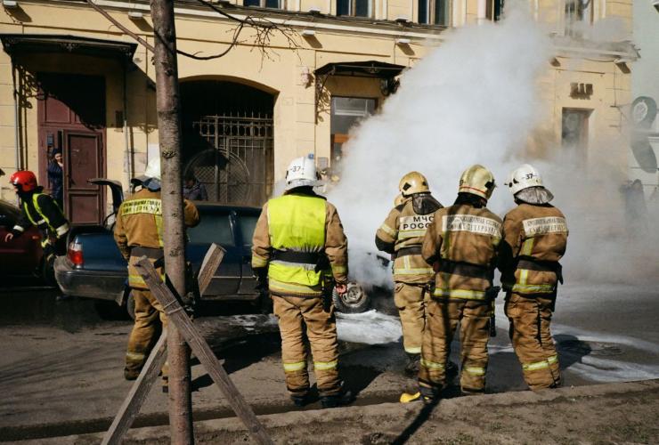 Nocera Inferiore avvolta dalle fiamme