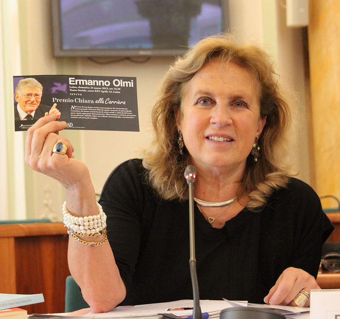La professoressa Carla D’Alessandro insignita del Premio “Dimensione Donna” 2015