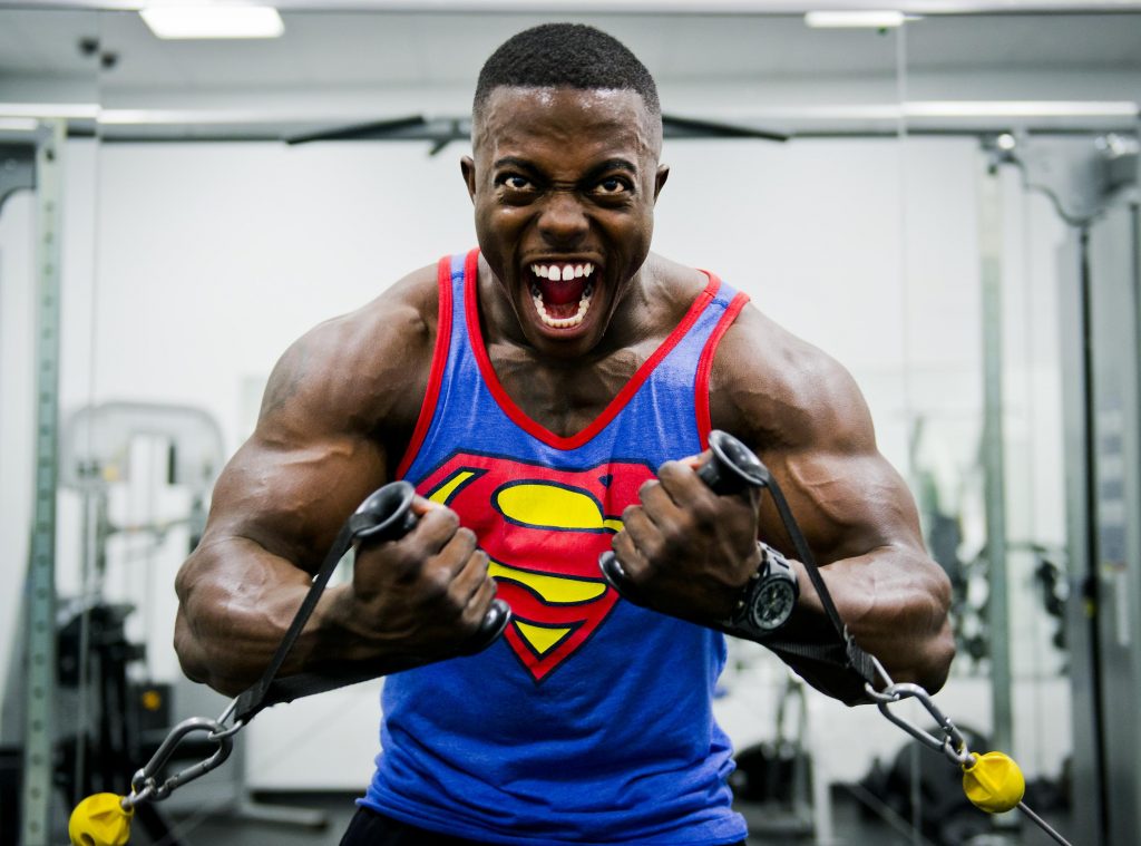 Nuovi Propositi di Fitness: Un Look Gratificante per la Palestra