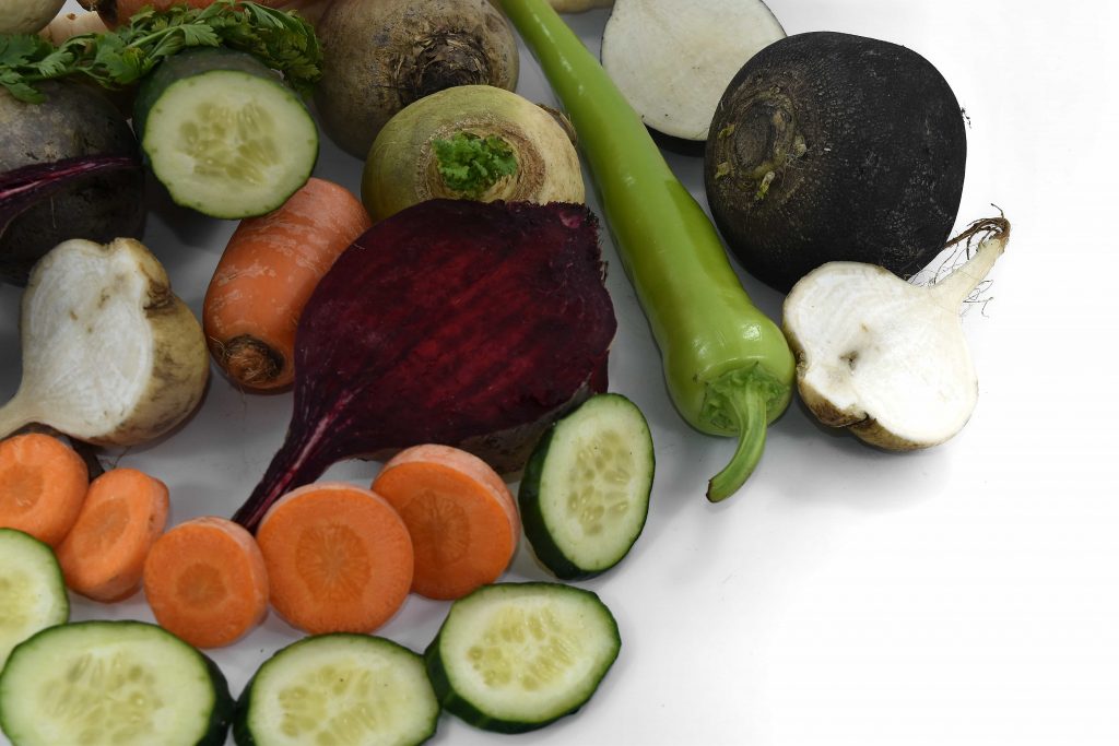 Rafforzare le difese immunitarie con l’alimentazione: armi naturali contro influenza e raffreddore