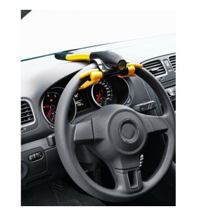 Un vasto giro di false intestazioni auto sgominato ad Angri