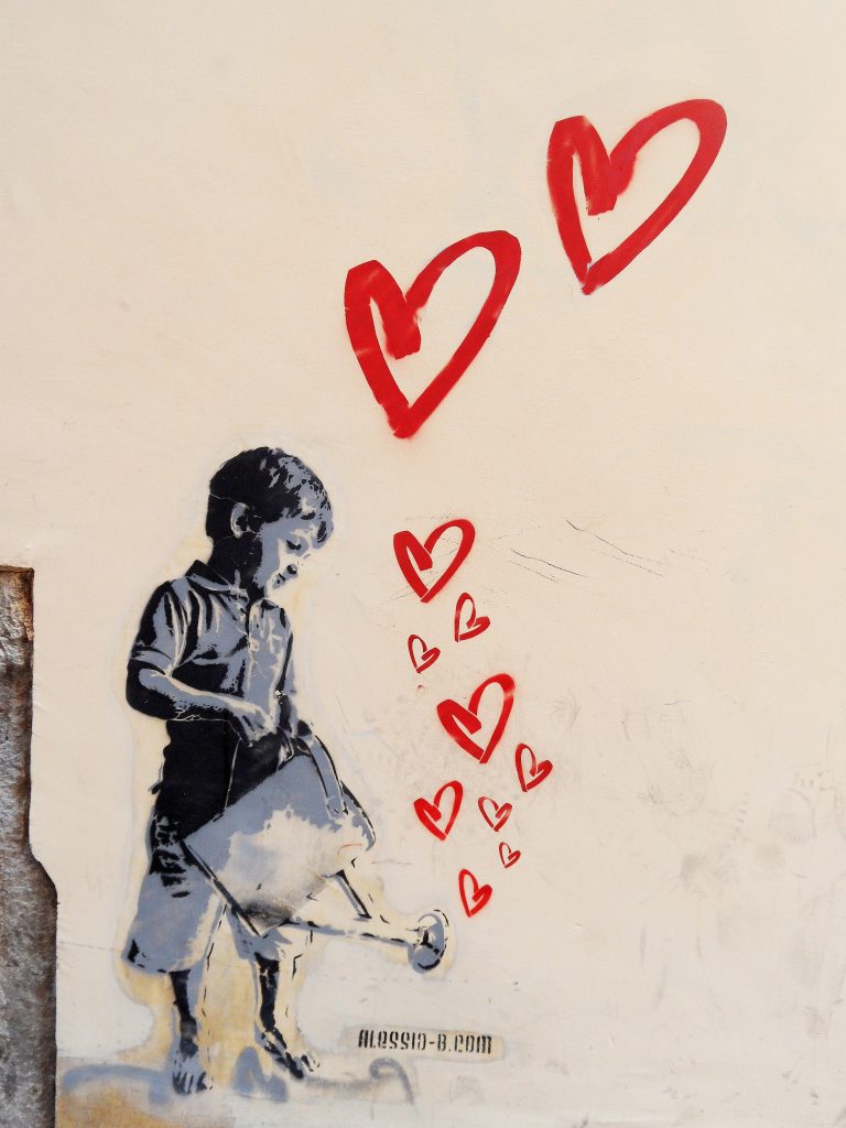 Sostegno economico per famiglie con figli piccoli: un aiuto fino a 1000 euro