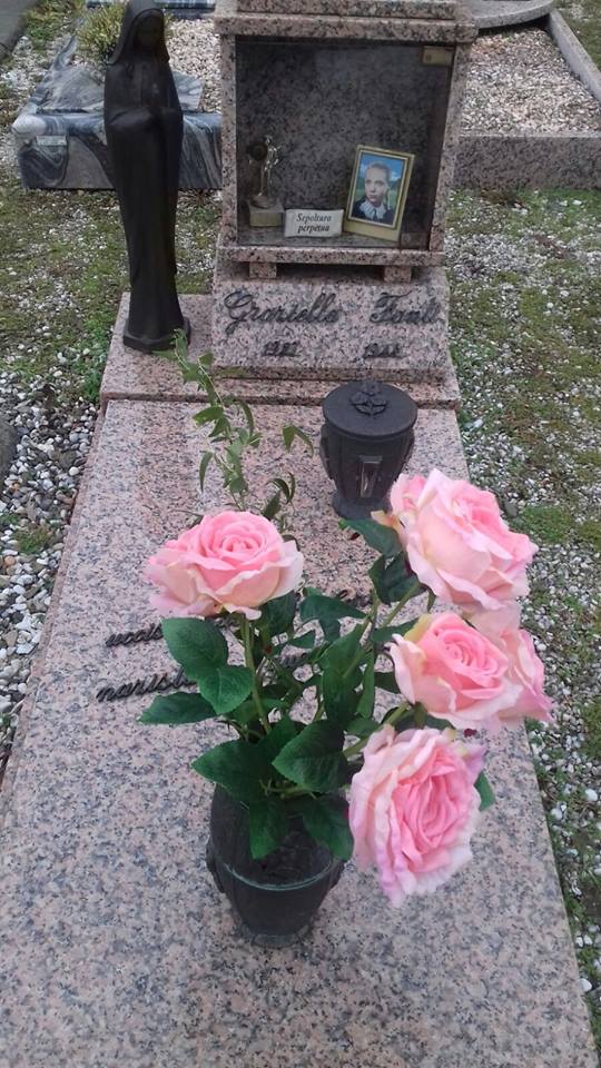 La Festa della Mamma a Nocera Inferiore: afflusso record e disagi al cimitero
