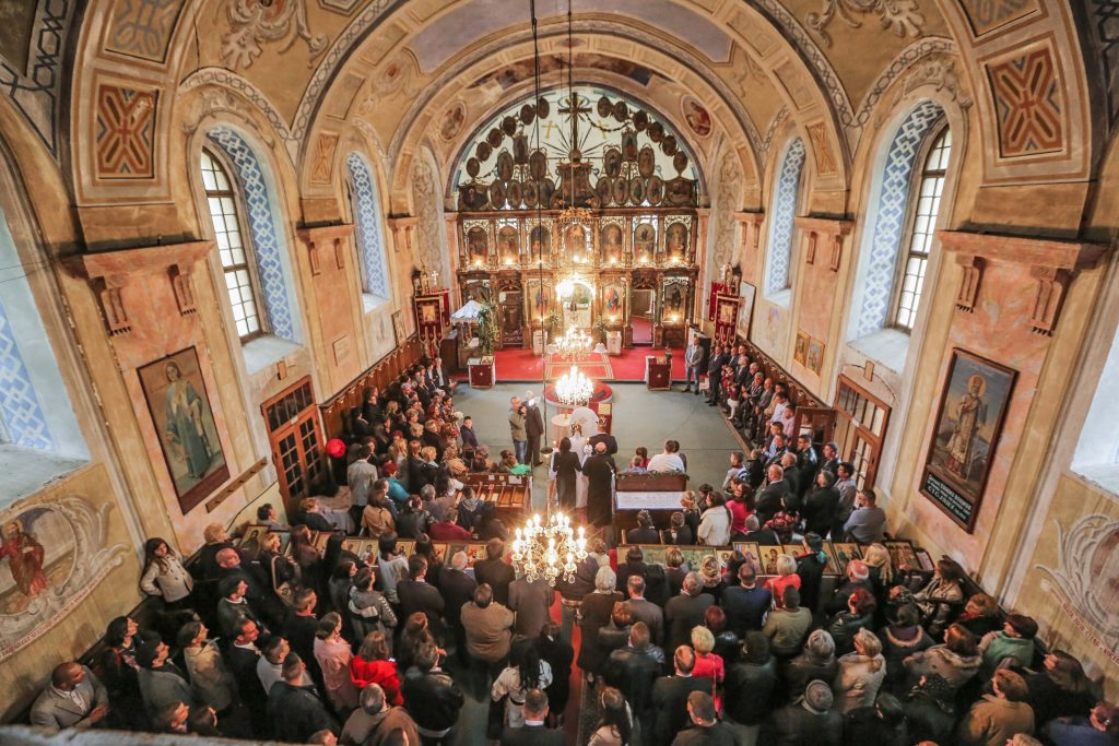 Gestione impeccabile dell’afflusso di fedeli a Santa Rita a Casolla
