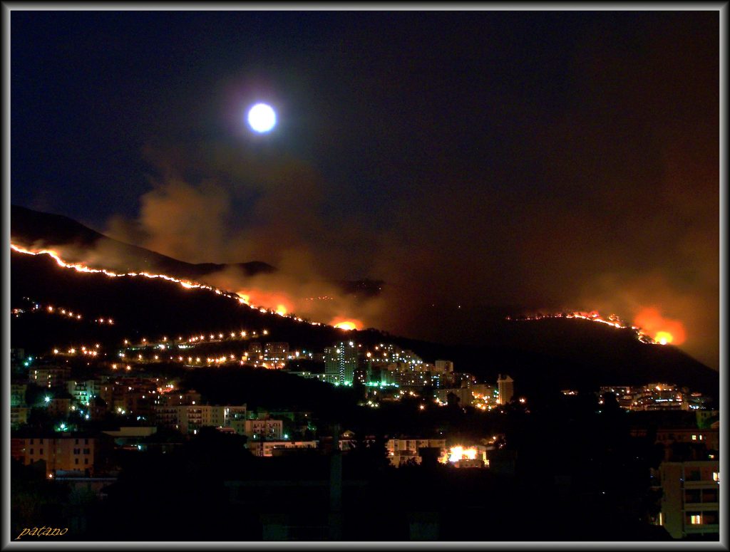 Incendio notturno in una rinomata pizzeria di Cava de’ Tirreni
