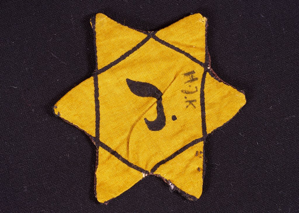 La negazione della Shoah: reato aggravante con pene severe