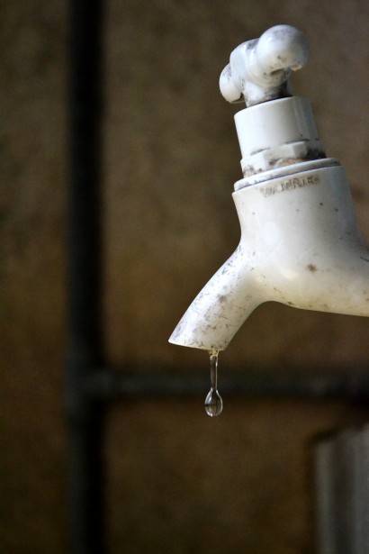 Urgente riduzione delle tariffe idriche: appello dei comuni del Sarnese Vesuviano