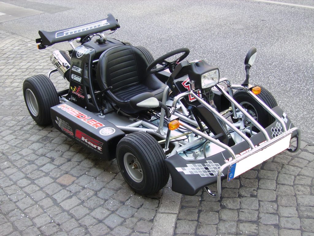 Giffoni: Educazione stradale in pista con il Karting in Piazza