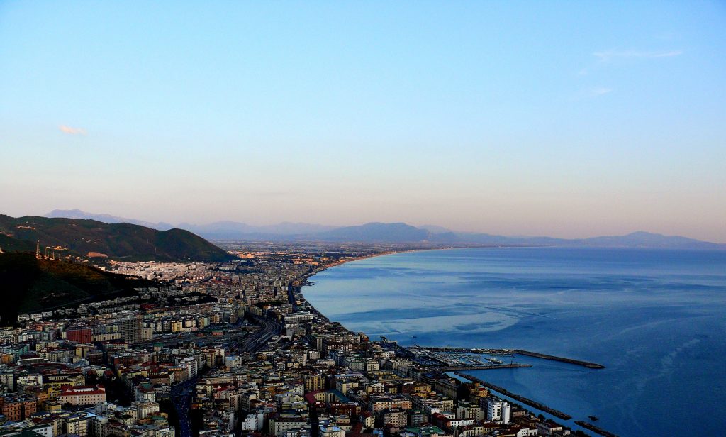 De Luca a Nocera Inferiore: Un appello per il riscatto della Campania