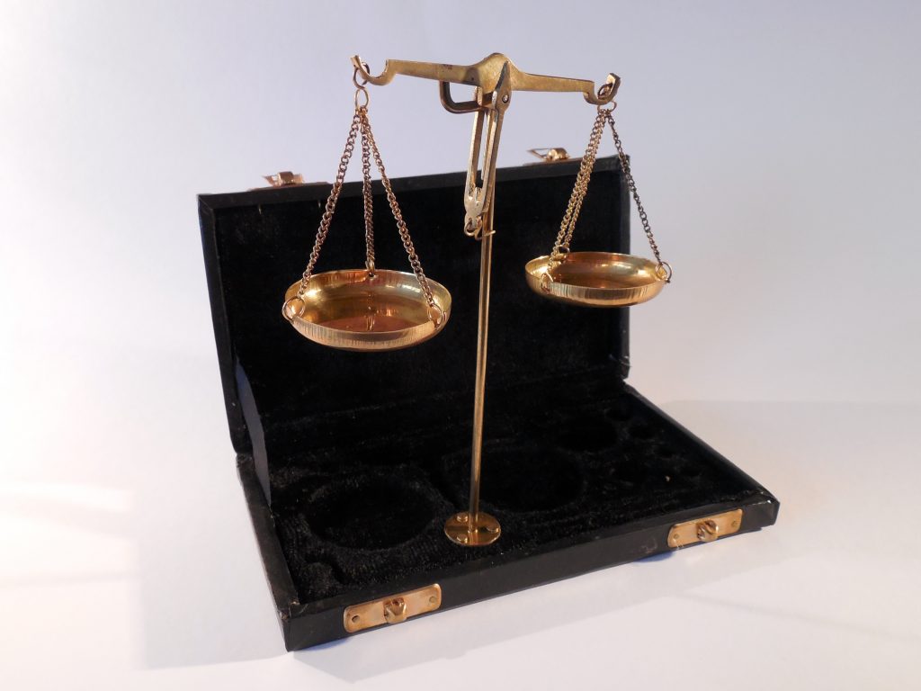 Due commercianti salernitani denunciati per commercio illegale di oro, merci sequestrate per oltre 50.000 euro