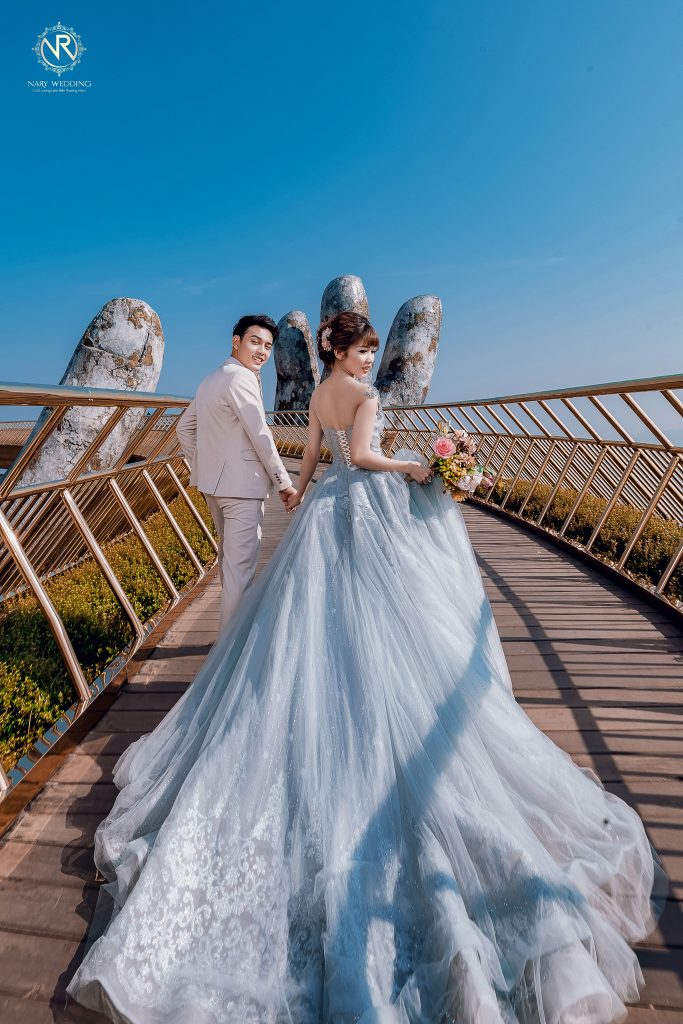 Decifrare il codice d’abbigliamento: matrimoni ed eventi estivi