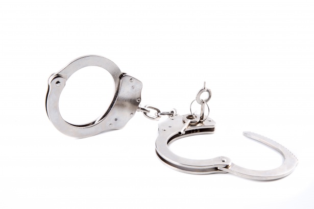 Arresto di Bianco e Milione: estorsioni e violenze contro attività commerciali