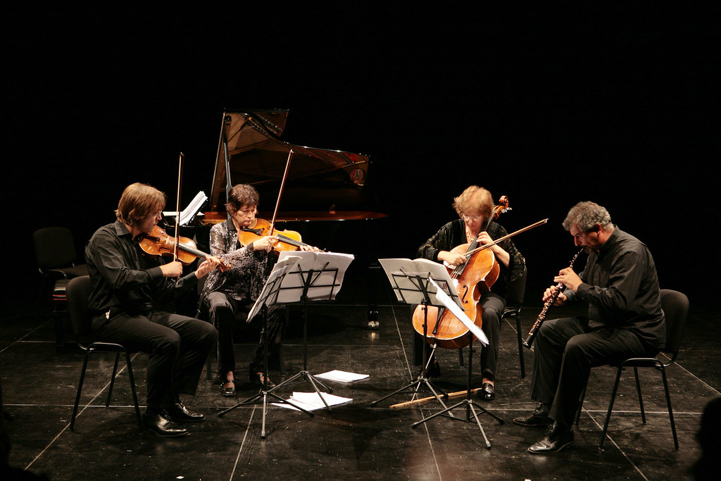 “Natale in Musica: Un Concerto di Solidarietà al Teatro Diana”