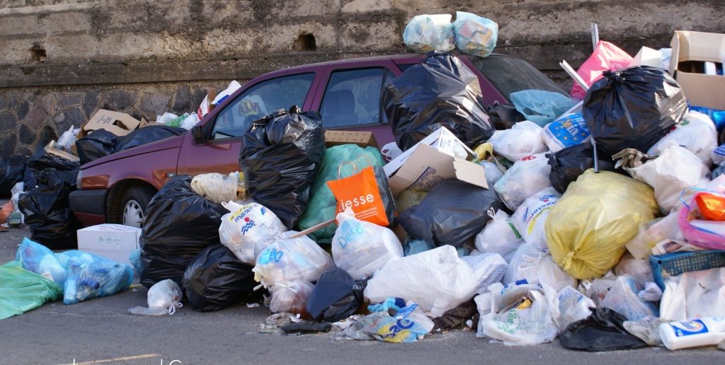 Miglioramento dell’igiene urbana a Nocera Inferiore: progressi e controversie