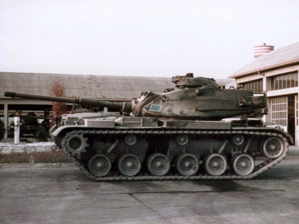 Tre Panzerhaubitze 2000 fermati sulla A30: irregolarità burocratiche bloccano il convoglio