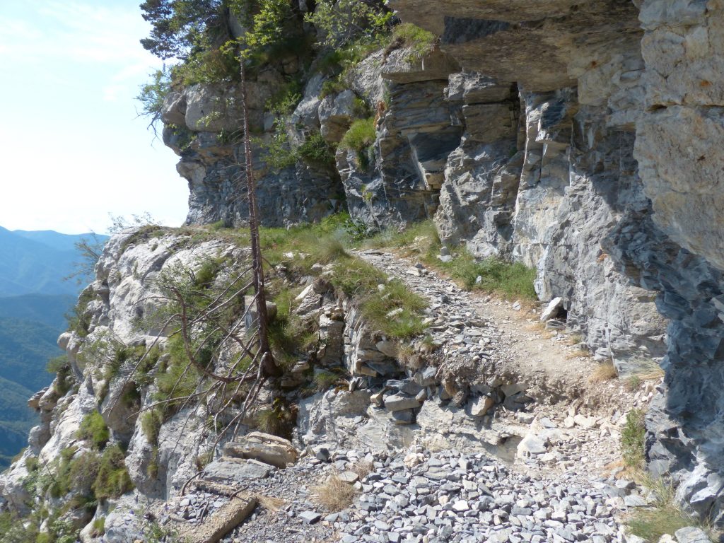 Il Passo dell’Orco: Un Tesoro Archeologico Incurio