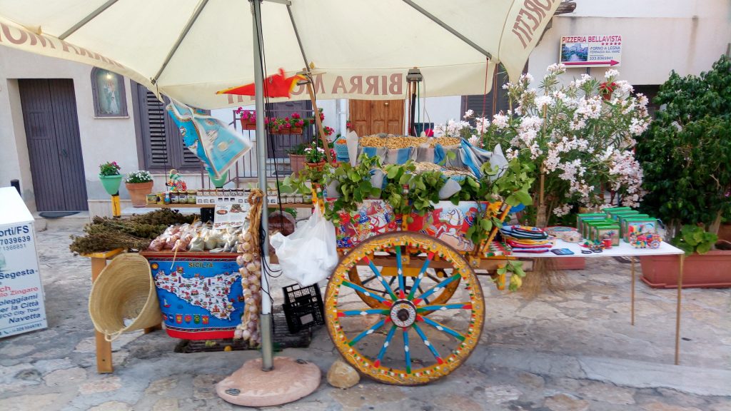 Un concorso fotografico celebra il folklore locale