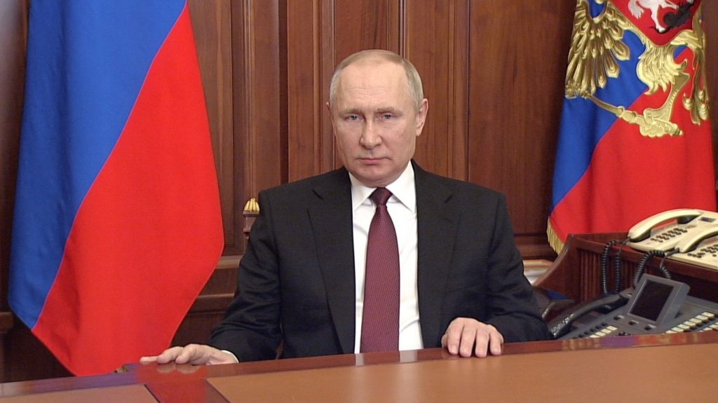 Il tentativo di Putin di annientare l’identità ucraina: una manipolazione storica