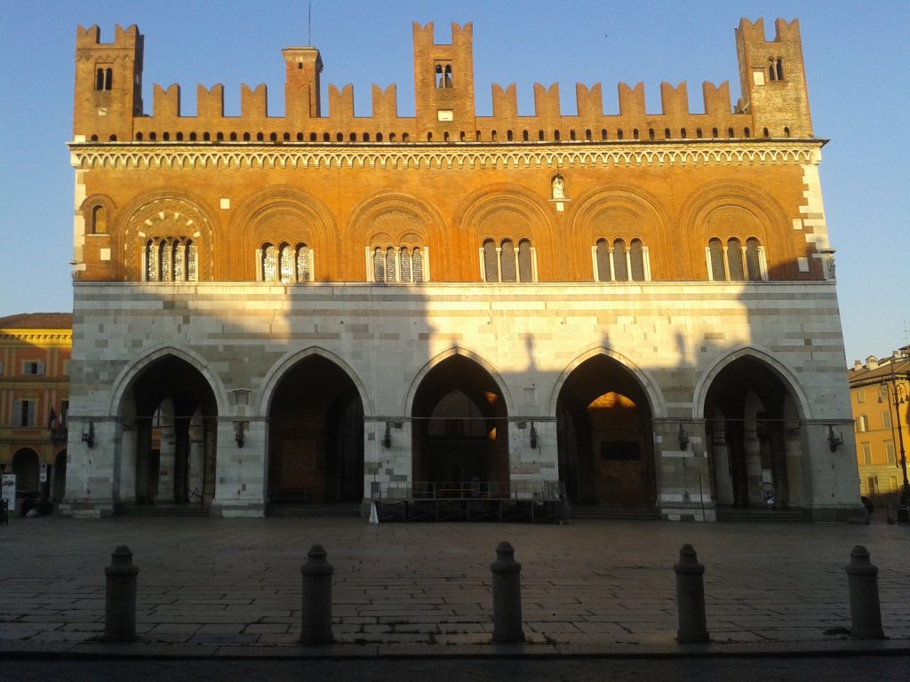 Proposta di Forza Italia per un Progetto di Mapping 4D a Nocera Inferiore: Un’Opportunità di Crescita Economica e Turistica