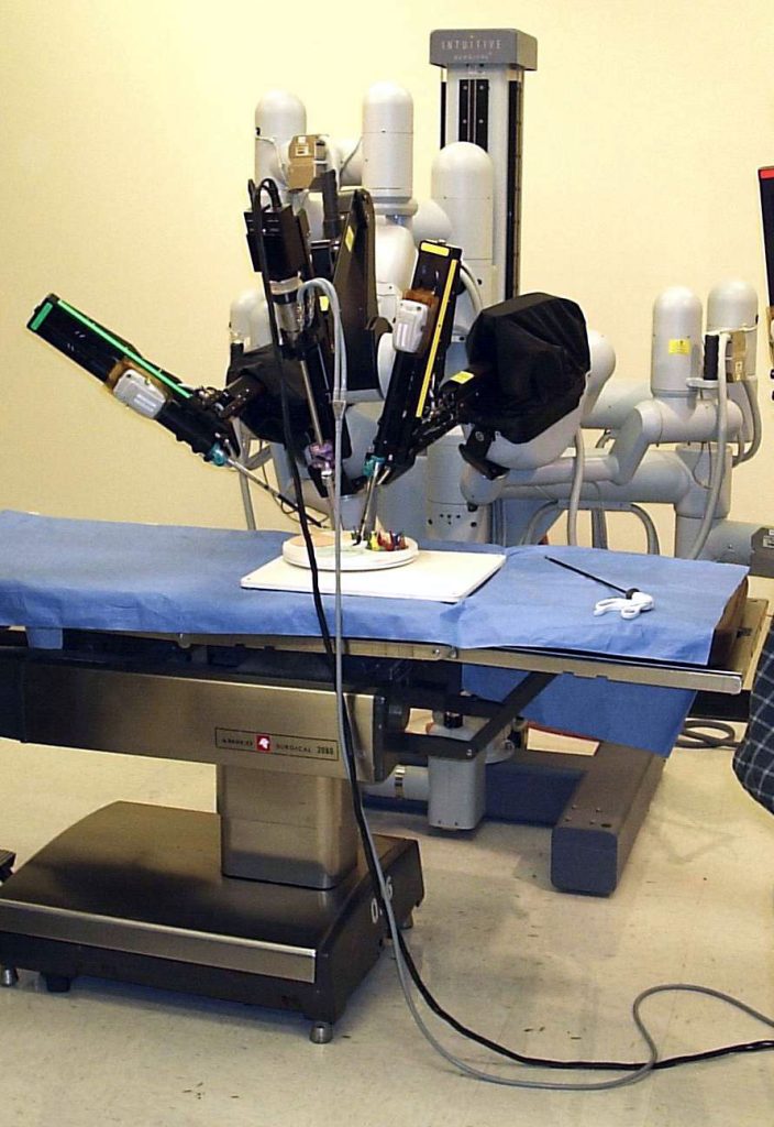 Un Nuovo Sistema Robotico Chirurgico Inaugurato a Nocera Inferiore