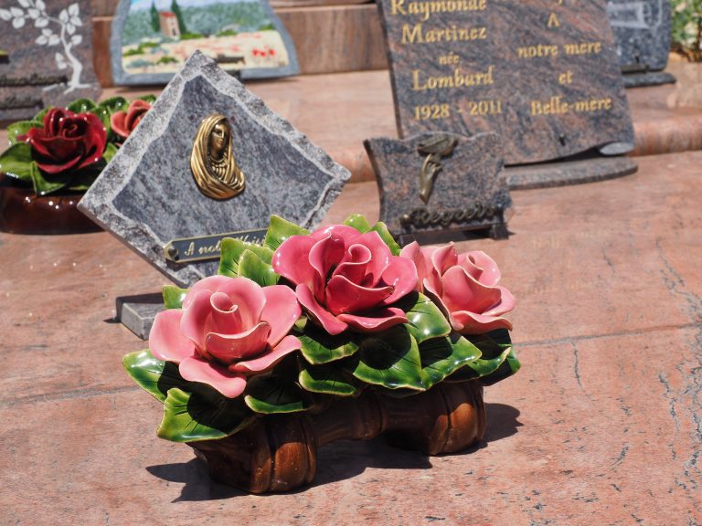 Il cimitero di Nocera Inferiore resterà inaccessibile la Festa della Mamma
