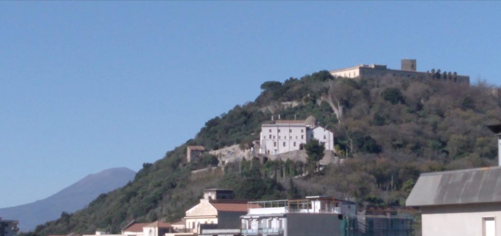 Luci azzurre per i diritti dei bambini a Nocera Inferiore