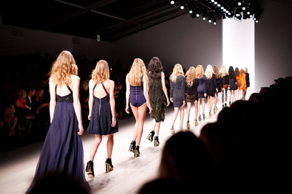 Nocera Inferiore: Debutto di successo per il festival “Moda in Città”