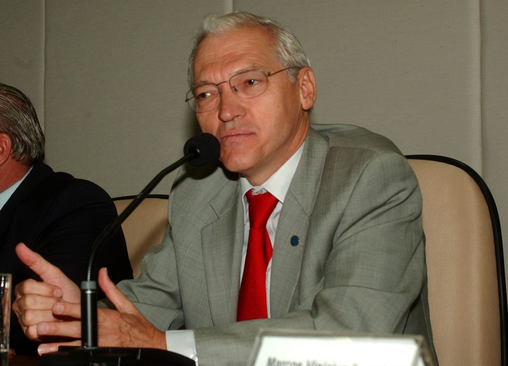 Sconcertante silenzio di Gambino sulle dimissioni a Pagani