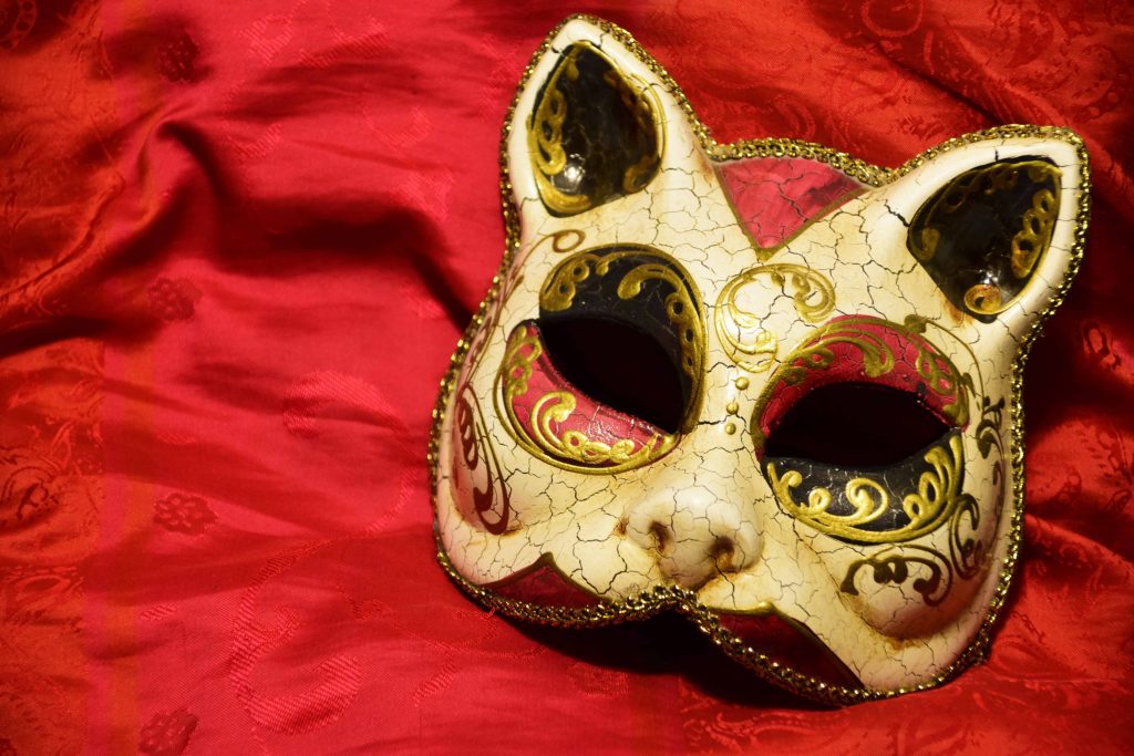 Il Collettivo Acca inaugura la stagione teatrale a Pagani con “Unnà”