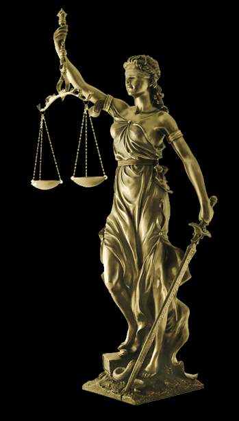 Accuse di corruzione per un ex magistrato salernitano