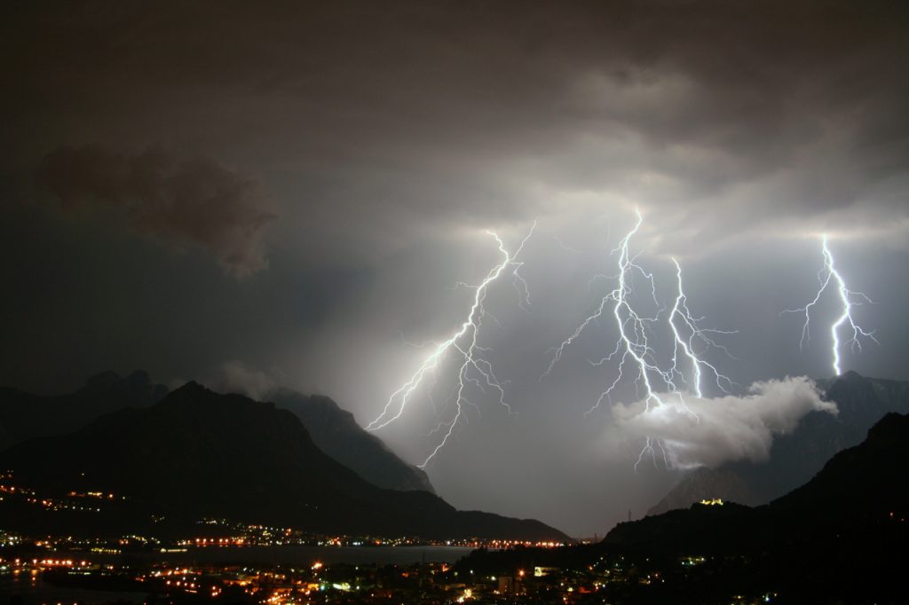 Campania: Allerta meteo estesa fino a lunedì