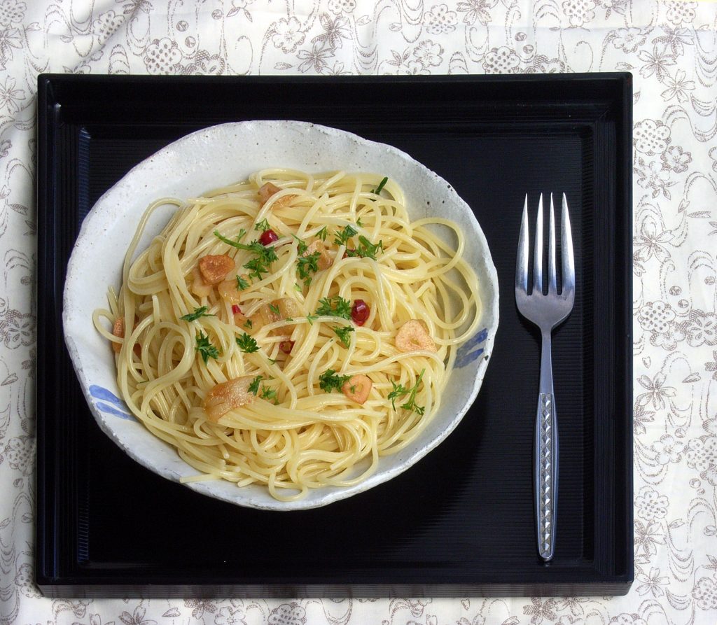 Tradizione nocerina: gli spaghetti cacio e pepe rivisitati