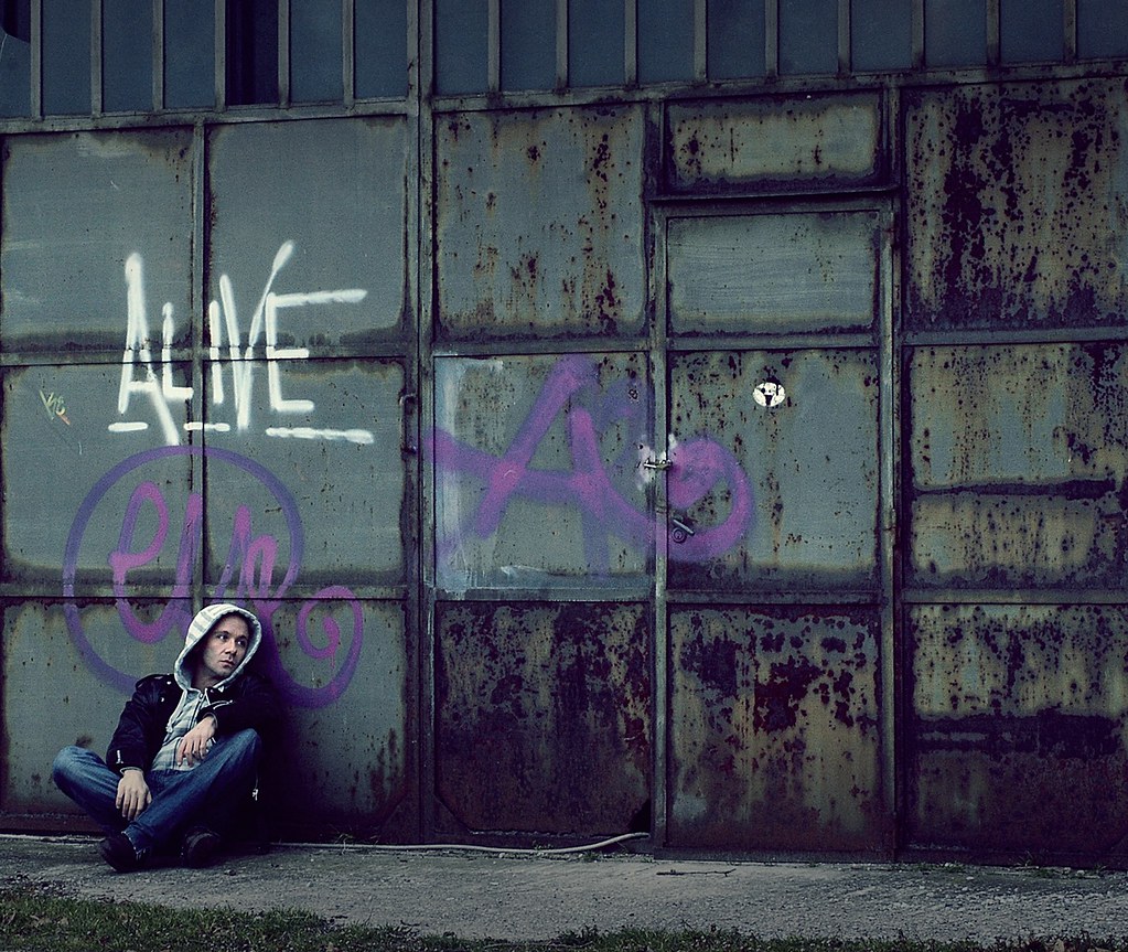 Incidente al Parco Fienga: giovane donna cade da un muro, ma è fuori pericolo