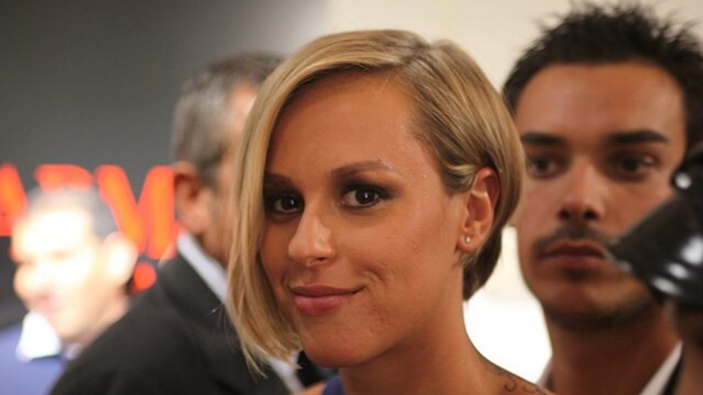Ultim’ora: l’erede di Federica Pellegrini beccata a rubare | DISONORE NAZIONALE: figuraccia senza limiti