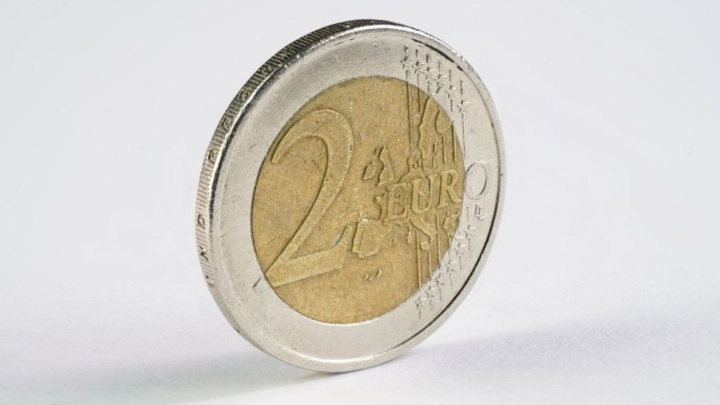 I 2 euro ricercati