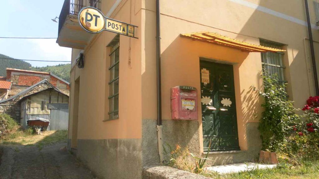 Poste Italiane e il sostegno economico di ottobre