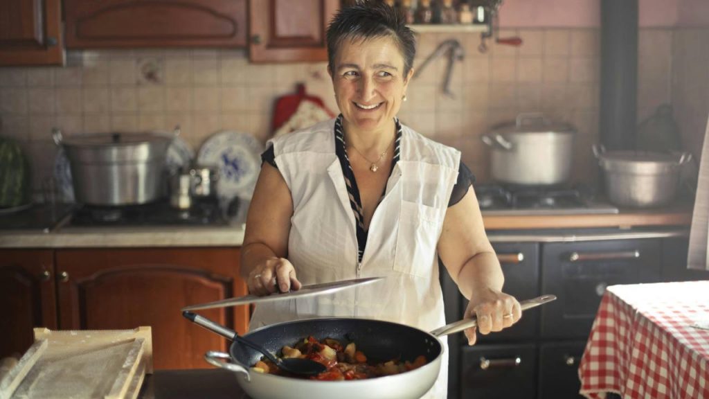 “La bolletta non mi è arrivata sull’email” | Luce e gas GRATIS con questo trucco: genialata della casalinga Rita