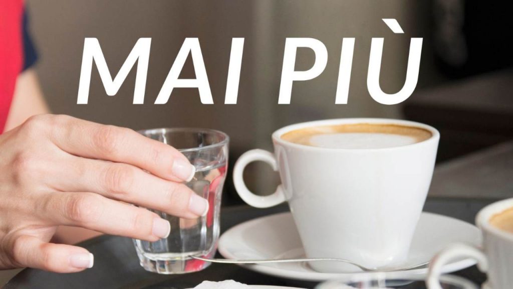 Da oggi non puoi più chiedere il bicchiere d’acqua al bar, neanche a pagamento | Lo hanno vietato per sempre