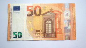 50 euro per lavorare