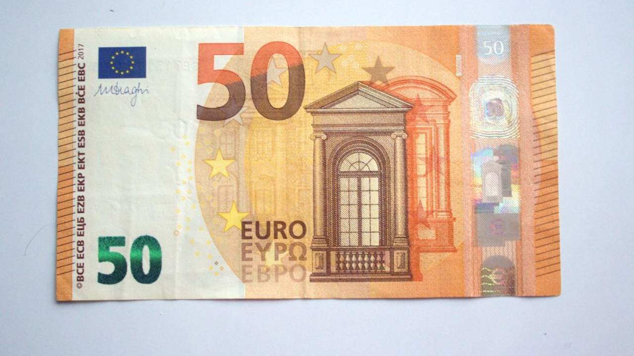 50 euro per lavorare