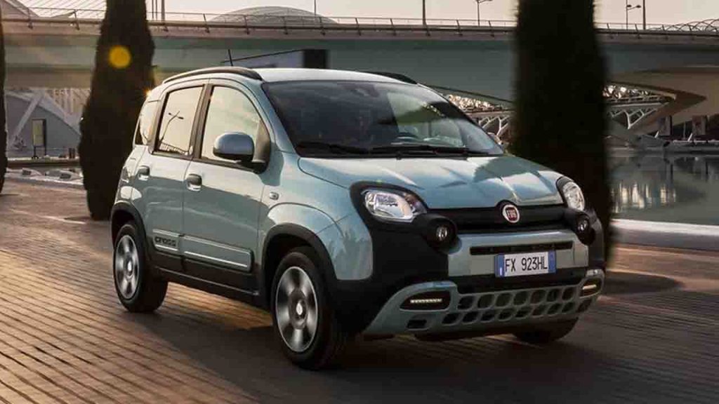 È morta la Fiat Panda: è stato bello ma hai finito di scarrozzare gli italiani | Ecco come si chiamerà da domani