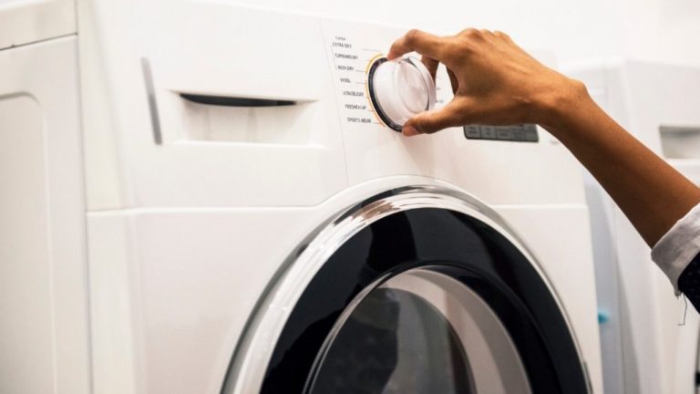 Lavatrice e forno, usa F1-F23 e smetti di pagare le bollette | cambia la convenienza: quando premere start