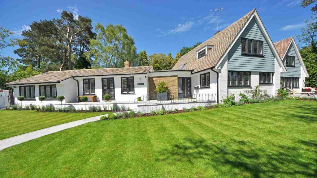 Questa città italiana sta REGALANDO le case: devi fare subito richiesta | Basta fare il cambio residenza