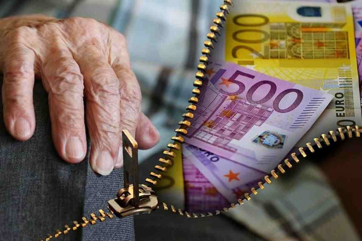 Pensionati, tegola di Natale: “Assegni più bassi del previsto” | Il no del Ministro gela milioni di famiglie