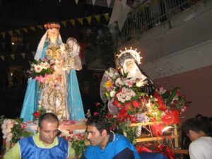 Casolla celebra Santa Rita, domenica 25 maggio la “cascata delle rose”