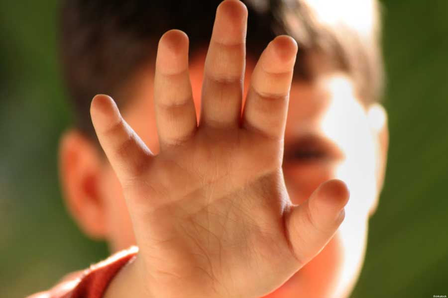bambini maltrattati2