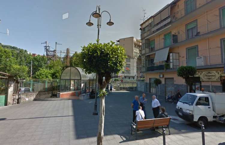 Il passaggio a livello di via Cabrera