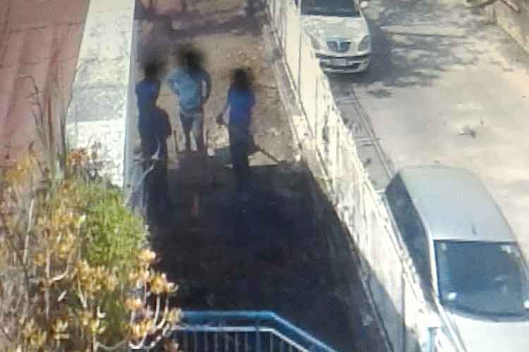 I lavori abusivi in corso a Sant'Egidio del Monte Albino