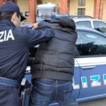Ruba una pistola a Potenza e la detiene illegalmente in azienda, arrestato 33enne a Sarno
